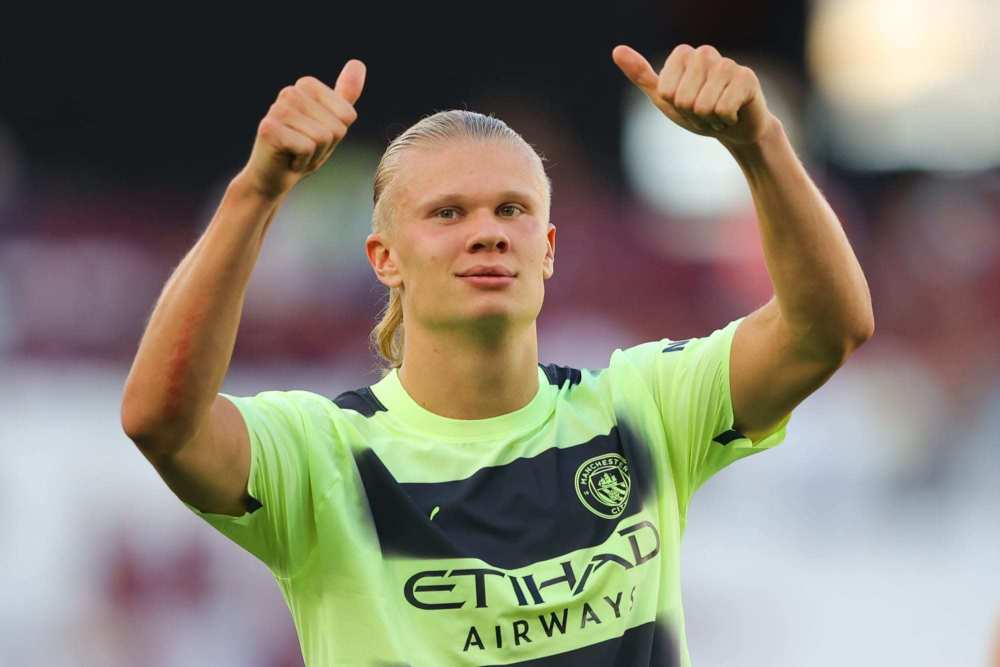 足球欧洲豪门战术失灵，主帅承认排兵布阵失误（欧洲豪门战术受挫，主帅坦言布阵出错）