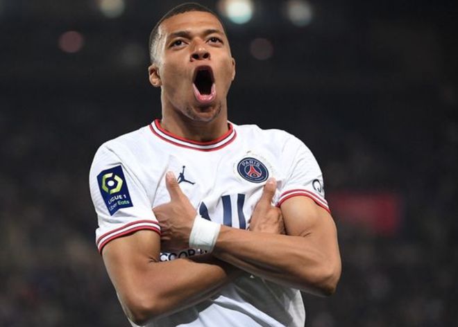 利物浦萨拉赫任意球破门锁定胜局