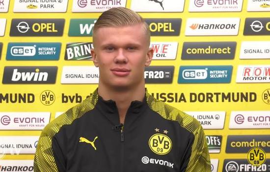 徐正源：成都首次踢亚冠当然会感到困难，我们会努力争取晋级