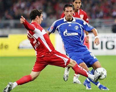 友谊赛半场：希门尼斯+洛萨诺屡造险，墨西哥暂0-0乌拉圭（友谊赛半场：希门尼斯、洛萨诺连连制造险情，墨西哥与乌拉圭暂互交白卷）