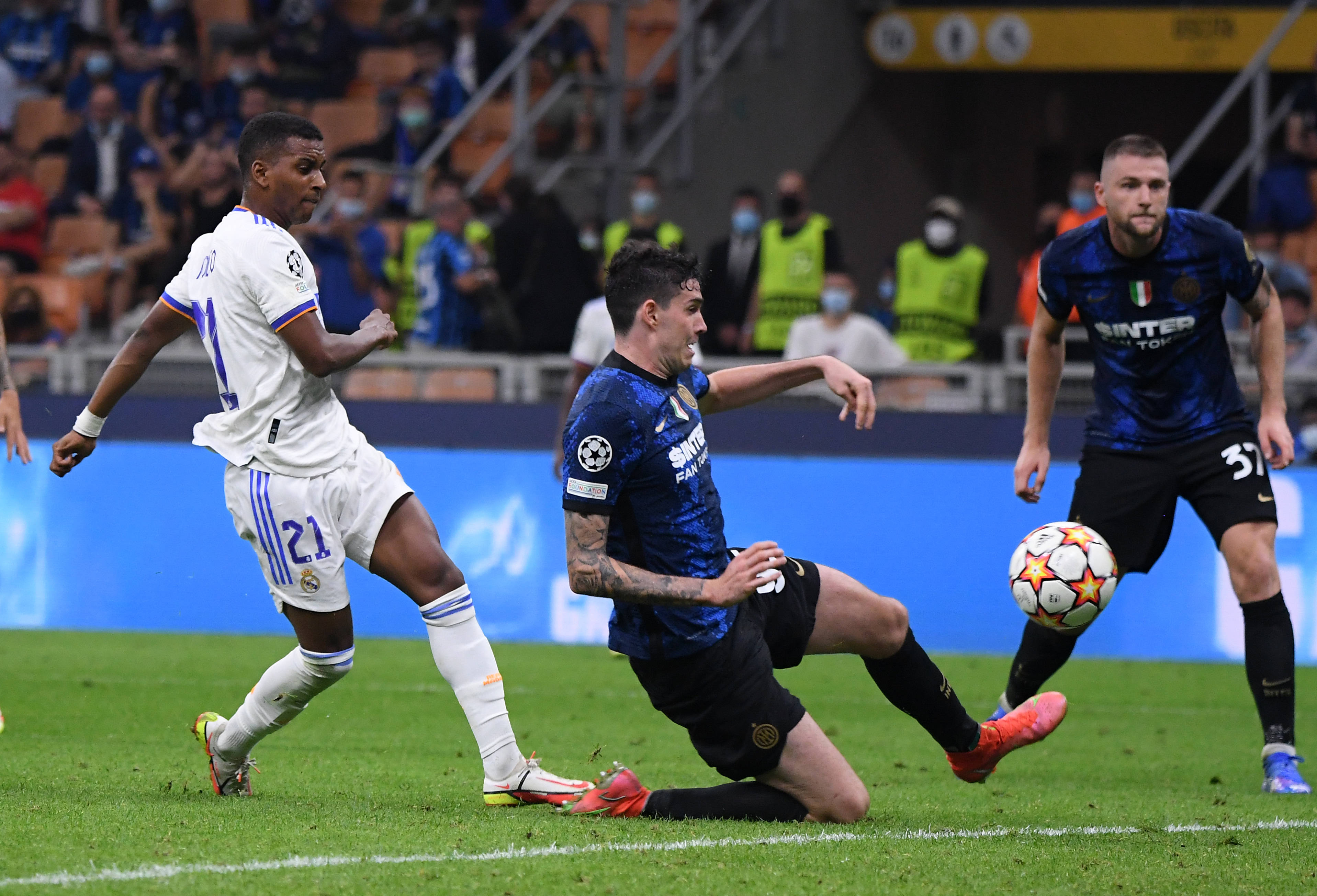 Here we go！罗马诺：前阿森纳后卫富安健洋加盟阿贾克斯（罗马诺确认：前阿森纳后卫富安健洋签约阿贾克斯）