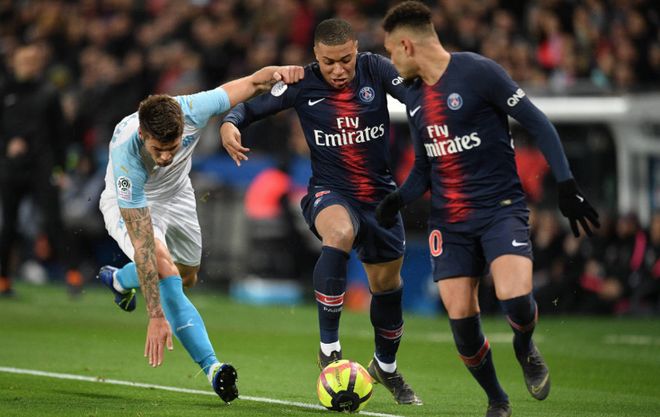 尤文vs卡利亚里：弗拉霍维奇、伊尔迪兹首发，佩林出战