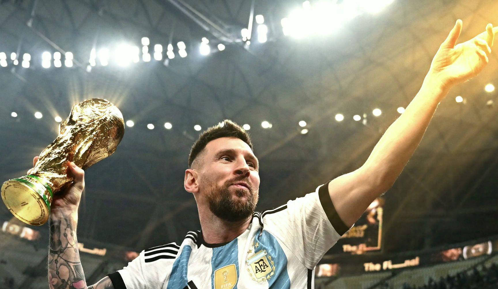 迪亚斯：拜仁给了我极大的信任，想要赢下所有可能赢得的荣誉（迪亚斯：拜仁对我信任十足，目标是拿下所有可夺荣誉）