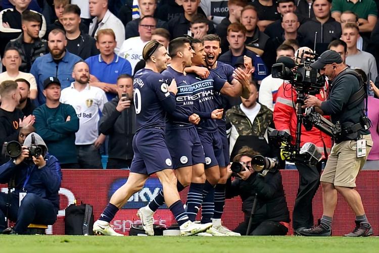 篮球火箭队长发声：我们不会停止前进