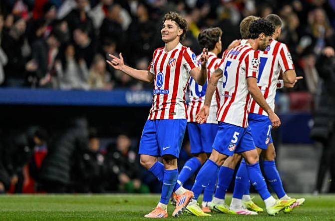 热刺旧将：弗兰克每隔五分钟就改变战术，澳波更有魄力