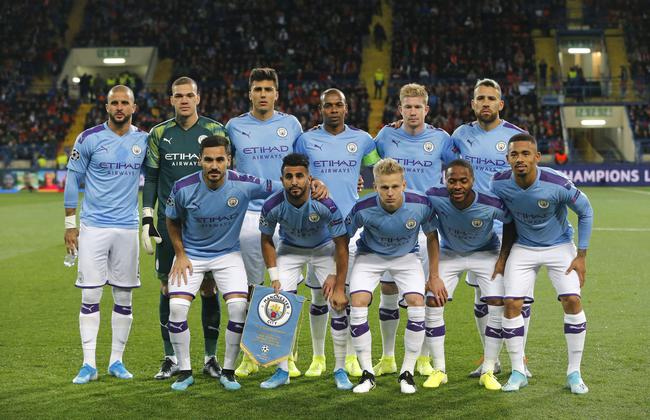 队友为了他拼到抽筋