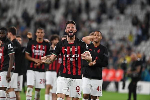 英媒：奥纳纳想回曼联夺回首发，如果不行可能去另一英超球队