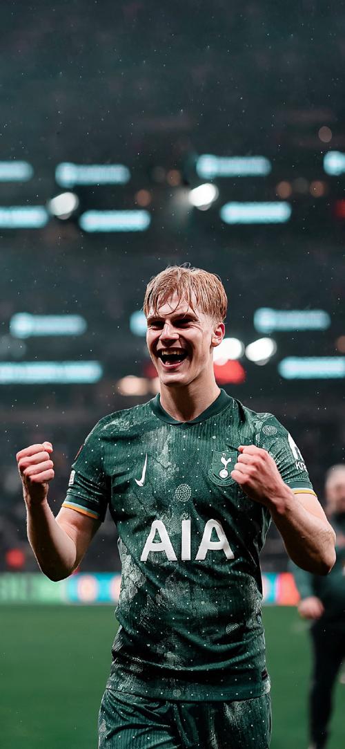 本菲卡女足炮轰离谱判罚，回传失误吹罚越位在先&无接触判点（本菲卡女足痛批离谱判罚：回传误判越位、零接触竟判点球）