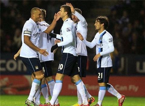 罗马诺：谢什科将在下月初恢复训练，伤情没有此前报道严重（罗马诺：谢什科预计下月初复训，伤势较此前报道更轻）