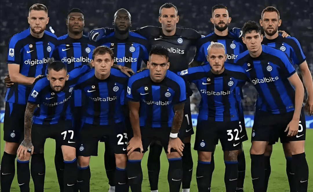 图片报：在接受眼部小手术后，本周五奥利塞参加了球队的训练（图片报：奥利塞在接受眼部小手术后已于本周五重返球队训练）