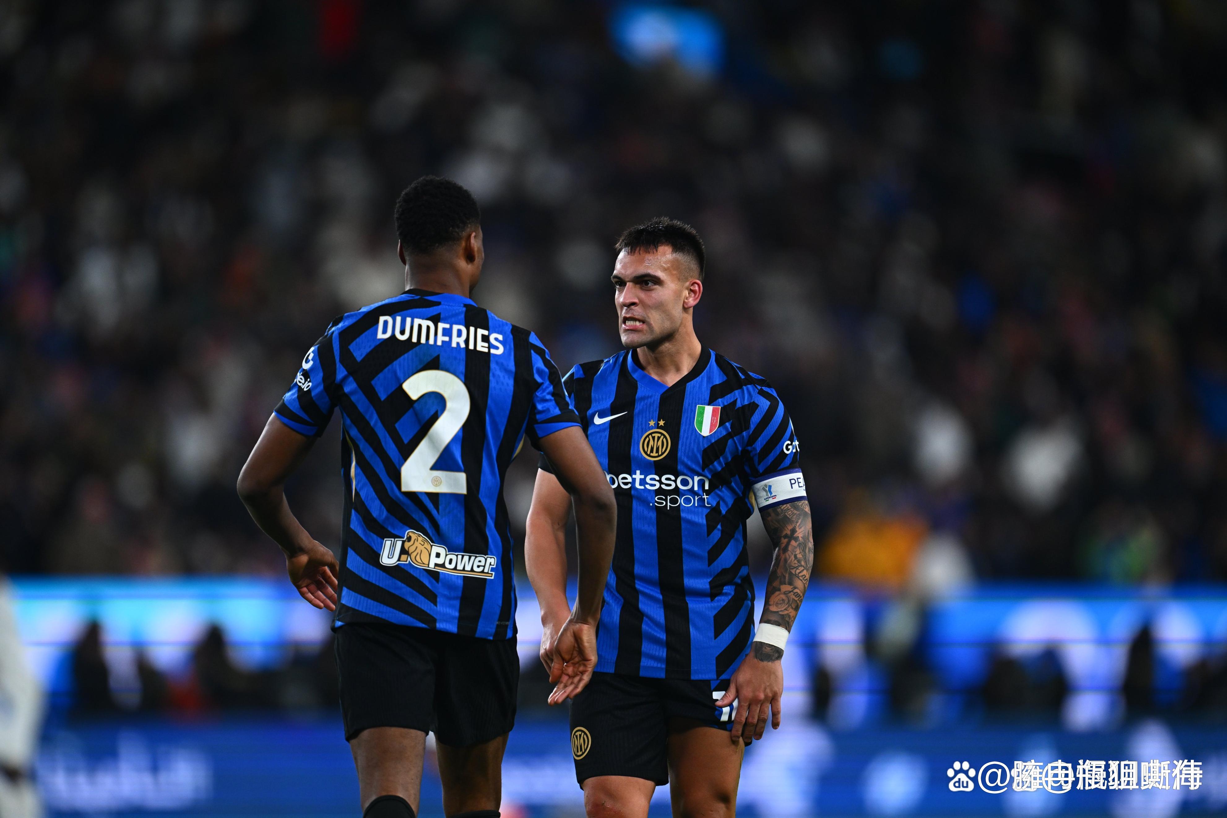 里夫斯成湖人队史第七位单场至少40+10助的球员